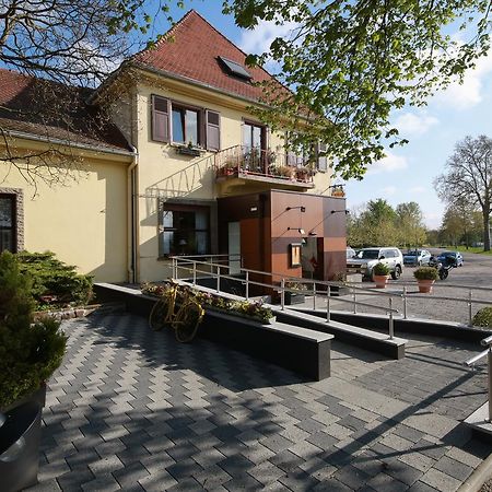 La Boite A Sel Hotel Volgelsheim Exterior photo